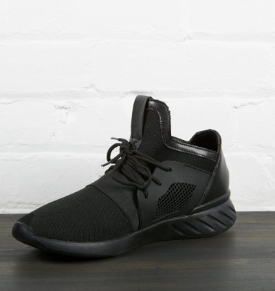 Zapato deportivo negro 4