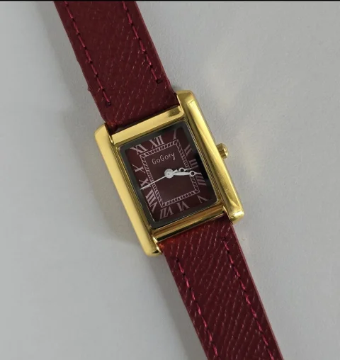 Reloj Mila Red