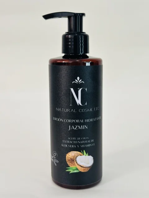 LOCION CORPORAL HIDRATANTE a base de aceite de coco, extracto natural de aloe vera y vitamina e.