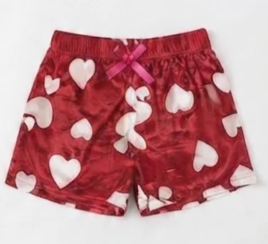 refe de short de niña en terciopelo