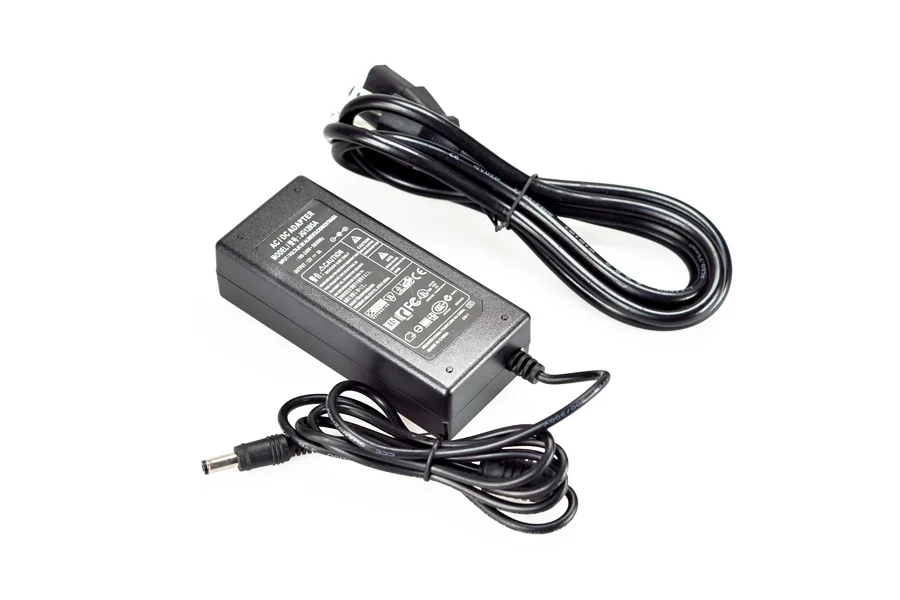 TRANSFORMADOR 12V 5A