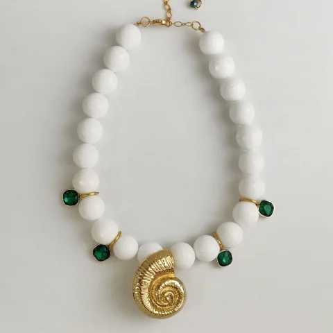 Collar Costa