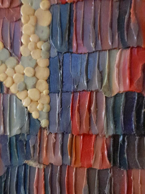 Símbolo Rúnico en Plastilina sobre Cartón Natural (Pieza Única)