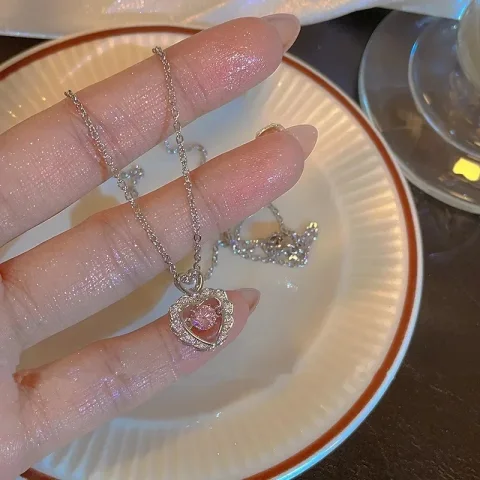 Collar coreano de moda con forma de corazón para mujer, colgante de circón de cristal, cadena hasta la clavícula, joyería de regalo de fiesta romántica elegante 3