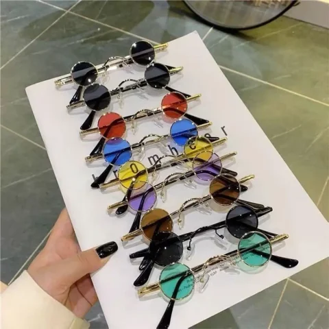 Gafas de sol redondas pequeñas, lentes de sol con montura de Metal, estilo Hip Hop, Punk, Color caramelo, a la moda, 1 unidad