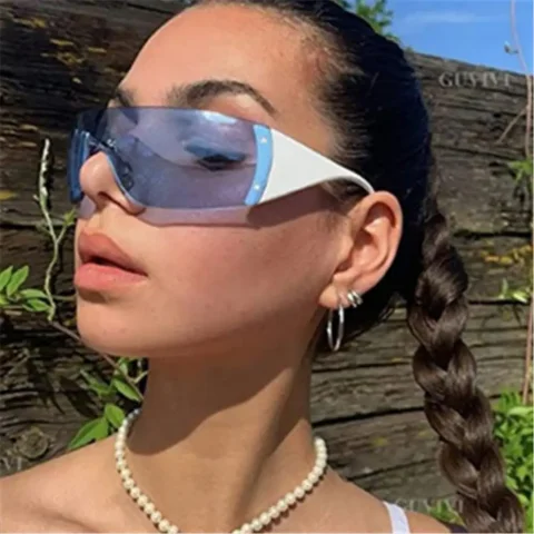 Gafas de sol sin montura para hombre y mujer, lentes de sol de una pieza, estilo Punk, de gran tamaño, con protección UV400, estilo estrella Y2K, 1 unidad