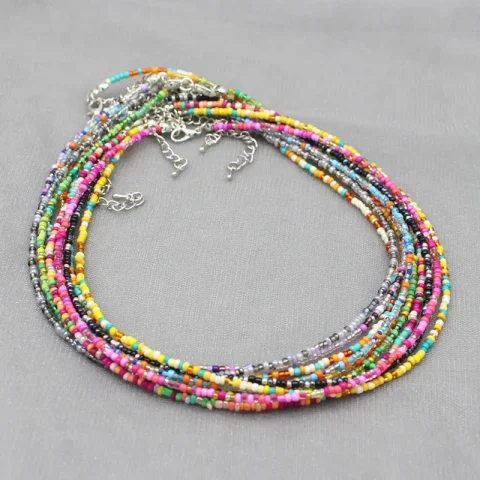 Collar de cadena de cuentas de semillas simples para mujer, Collar de cadena, colgante colorido hecho a mano, joyería Bohemia, regalo
