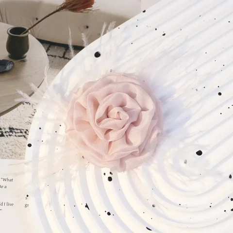 Apliques de parches de moda para bolsas de ropa, flores decorativas enrolladas en 3D, ramillete de plumas, flor para el cabello 4