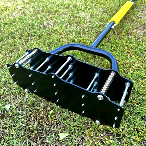 Aireador de Césped de Resorte, Perforador de Suelo para Jardín con Mango Ergonómico, Cultivador Manual para el Cuidado del Césped