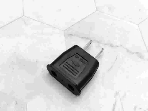 ADAP REDO EUROPEO- AMERICANO NEGRO SM 11667