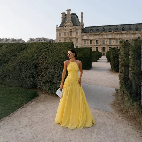 Vestido de fiesta elegante para mujer, cuello Halter, sin mangas, línea A, plisado, apliques de gasa, línea A, vestido de noche largo amarillo personalizado