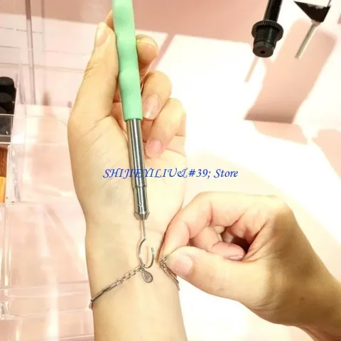 E21F desgaste pulsera botón gancho señoras pulsera accesorios artefacto auxiliar