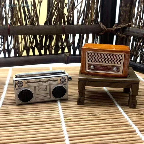 Mini Radio Retro de simulación de bolsillo, accesorios para el hogar, 1: 12