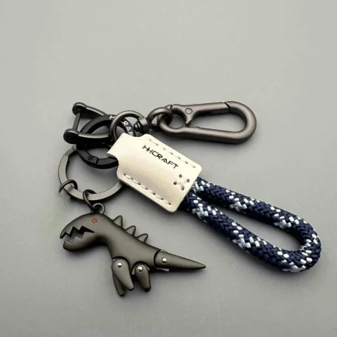 Accesorios de decoración para motocicleta y llavero de coche, cuerda tejida de cuero individual, llavero de Metal, colgante para bolso, pequeño regalo