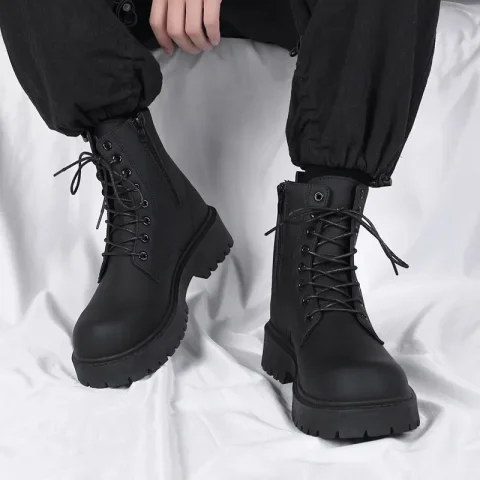 Botas para hombre, botas de herramientas de locomotora de viento británico, botas altas de cuero para parejas, botas de vaquero para motocicleta al aire libre, zapatos Man2025 3