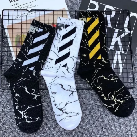 Calcetines de hombre Primavera Verano transpirables Estados Unidos calle Skateboarding Hip Hop moda calcetines Color sólido calcetines finos al por mayor