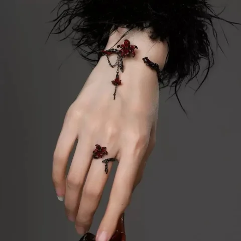 Nueva joyería de flor de Mandala roja oscura, anillos de estilo gótico de aleación de estilo Punk, pendientes de borla Y2K, regalos 3