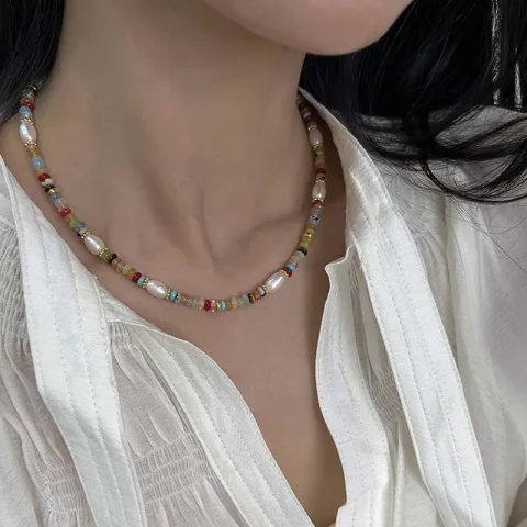 Nueva moda, gargantilla de perlas naturales de piedra con cuentas coloridas, collares para mujeres y niñas, collares Vintage de Color dorado, pulsera, conjunto de joyería 3