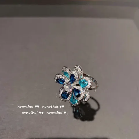 Nuevos exquisitos conjuntos de joyería de Camelia para mujer, elegante flor deslumbrante, circonita azul, Color plata 925, anillo/pendiente/Collar para banquete 4