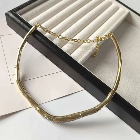 Joyería moderna, diseño europeo y americano de cristal con collar Irregular de Metal para mujer, accesorios de tendencia geniales, gran oferta 3