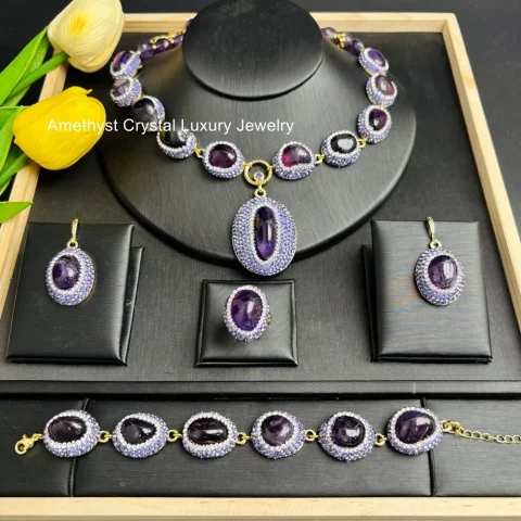 Conjunto de joyería de amatista rugosa de lujo, exquisitos conjuntos de cuatro piezas hechos a mano con incrustaciones de diamantes de imitación, joyería de cristal para boda de mujer
