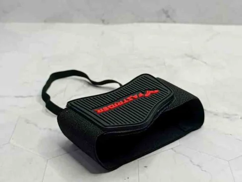 PROTECTOR BIC-NEGRO FASTRIDER DE ZAPATOS P/PALANCA DE CAMBIO 13413N 1