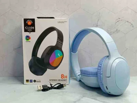 AUDIFONO C1104 8H AZUL CLARO RGB WIRELESS 101104-AZC