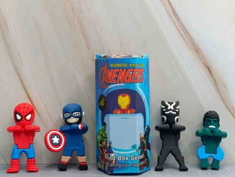 HIPPERS AVENGERS BLIND BOX SERIES X1 P/CELULAR