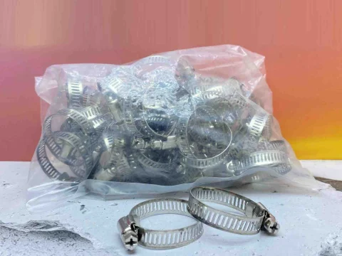 ABRAZADERA 25-38MM X50 TORNILLO SIN FIN ESTRIADO BOLSA 11037