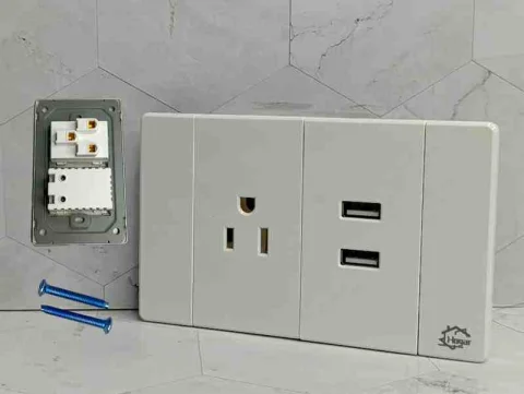 TOMA CORRIENTE+2USB LARGO BLANCO HL 118V- 19