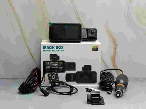 DVR P/CARRO 3" 3CAMARAS+WIFI TRAFFIC RECORDER 1080P BAT-150MAH 12558 1