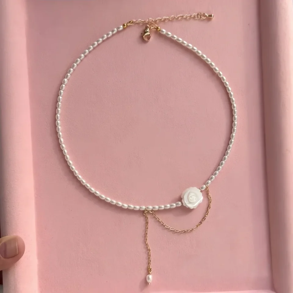 Collar de perlas minimalista para mujer, nuevo estilo, borla de sensación de lujo, tono frío, Feng Shui, Xiaomi, cadena de Collar francés