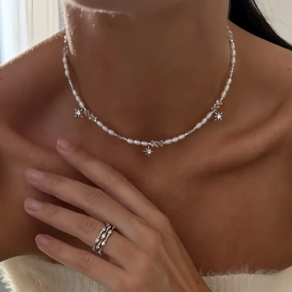 Collar de perlas minimalista para mujer, nuevo estilo, borla de sensación de lujo, tono frío, Feng Shui, Xiaomi, cadena de Collar francés