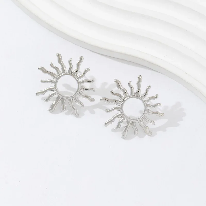 1 par de pendientes elegantes con forma de flor de sol para mujeres y niñas, pendientes versátiles, accesorios de joyería, regalos