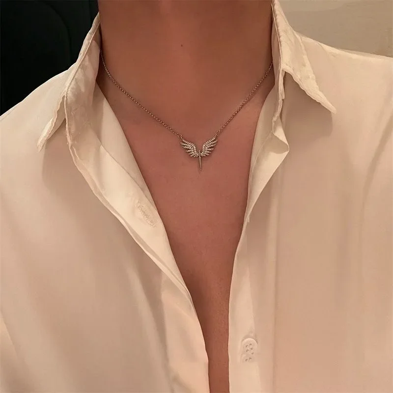 Collar con Colgante de Alas de Ángel de Diseño Único y Creativo, Accesorios Clásicos, Cadena de Clavícula con Personalidad, Joyería