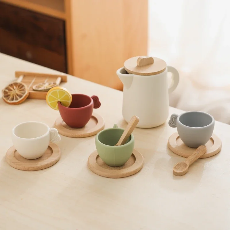 Juguetes de madera Montessori para niños pequeños, juego de simulación, juego de fiesta de té, tetera de silicona, tazas, bandeja de madera, cuchara, juguetes para niños, regalo de cumpleaños