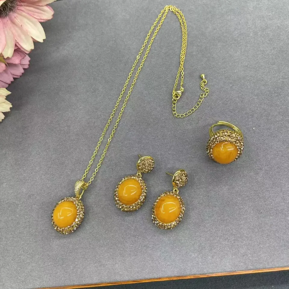 Juego de tres piezas de cera de abeja con incrustaciones de jade, joyería de diamante medieval personalizada de alta gama, venta al por mayor, nuevo