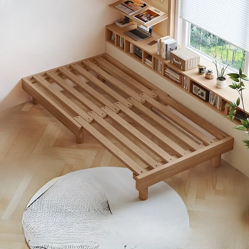 Todo el marco de madera maciza anti colapso y duradero, se transforman instantáneamente en una cama doble de 1,8 m.