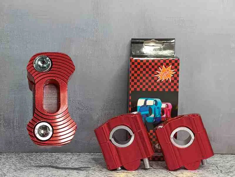 ELEVADOR DE MANUBRIO ROJO 22- 28MM MOTORCYCLE 12449R