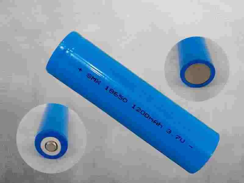 BATERIA 18650 SMX C/PUNTA AZUL 1200MAH 13733-1200