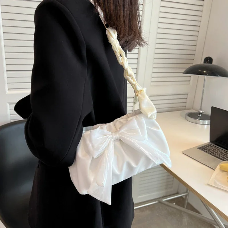 Bolso de hombro plisado con lazo para mujer, cartera femenina de diseño Simple, informal, a la moda