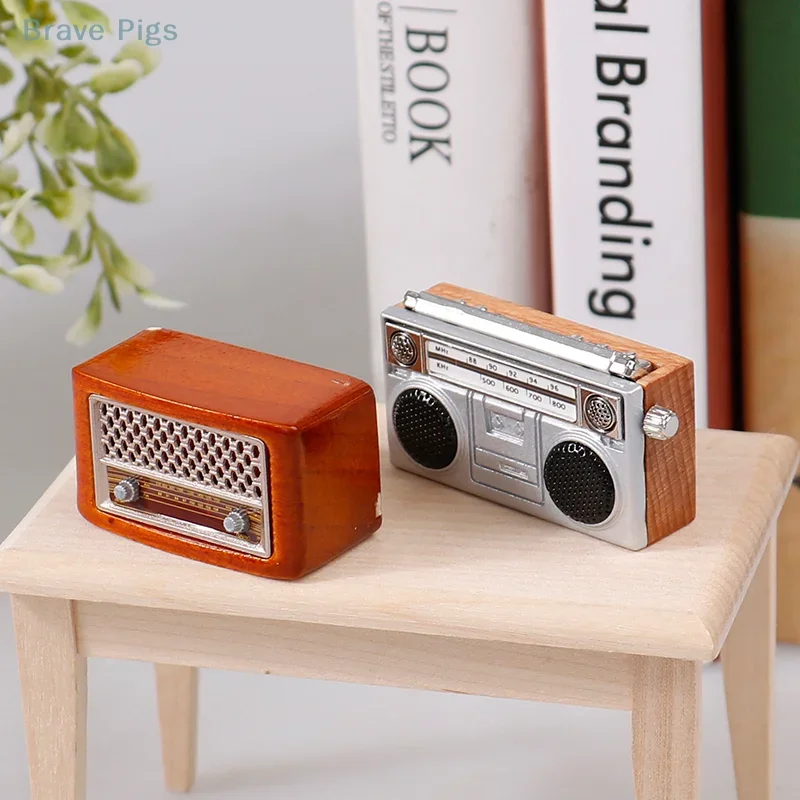 Mini Radio Retro de simulación de bolsillo, accesorios para el hogar, 1: 12