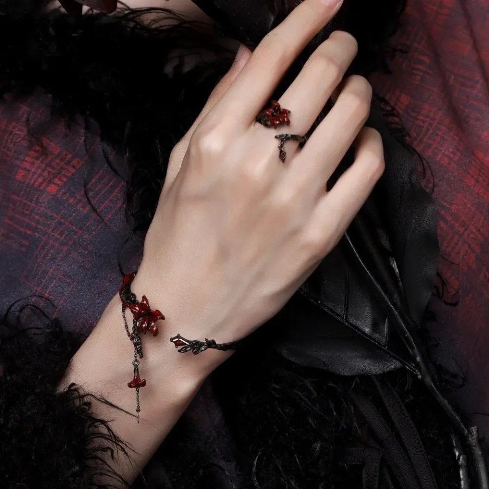Nueva joyería de flor de Mandala roja oscura, anillos de estilo gótico de aleación de estilo Punk, pendientes de borla Y2K, regalos