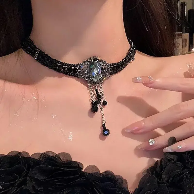 Gargantilla de cristal con cuentas brillantes de lujo para mujer, collar gótico exquisito con forma de gota de agua, colgante de circón, gargantillas con borlas, joyería