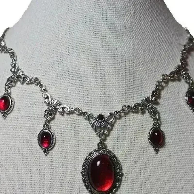 Joyería gótica, gargantilla de camafeo de vampiro, Victoria, Retro, mariposa, gota de sangre, pagano, brujería, alternativa, collar para mujer