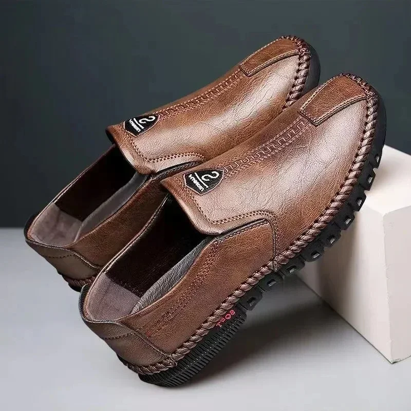 Zapatos de cuero para hombre, zapatos informales de suela blanda, zapatos planos cómodos de otoño para negocios, zapatos de trabajo ligeros para hombre, zapatos sin cordones para conducir, Tenis
