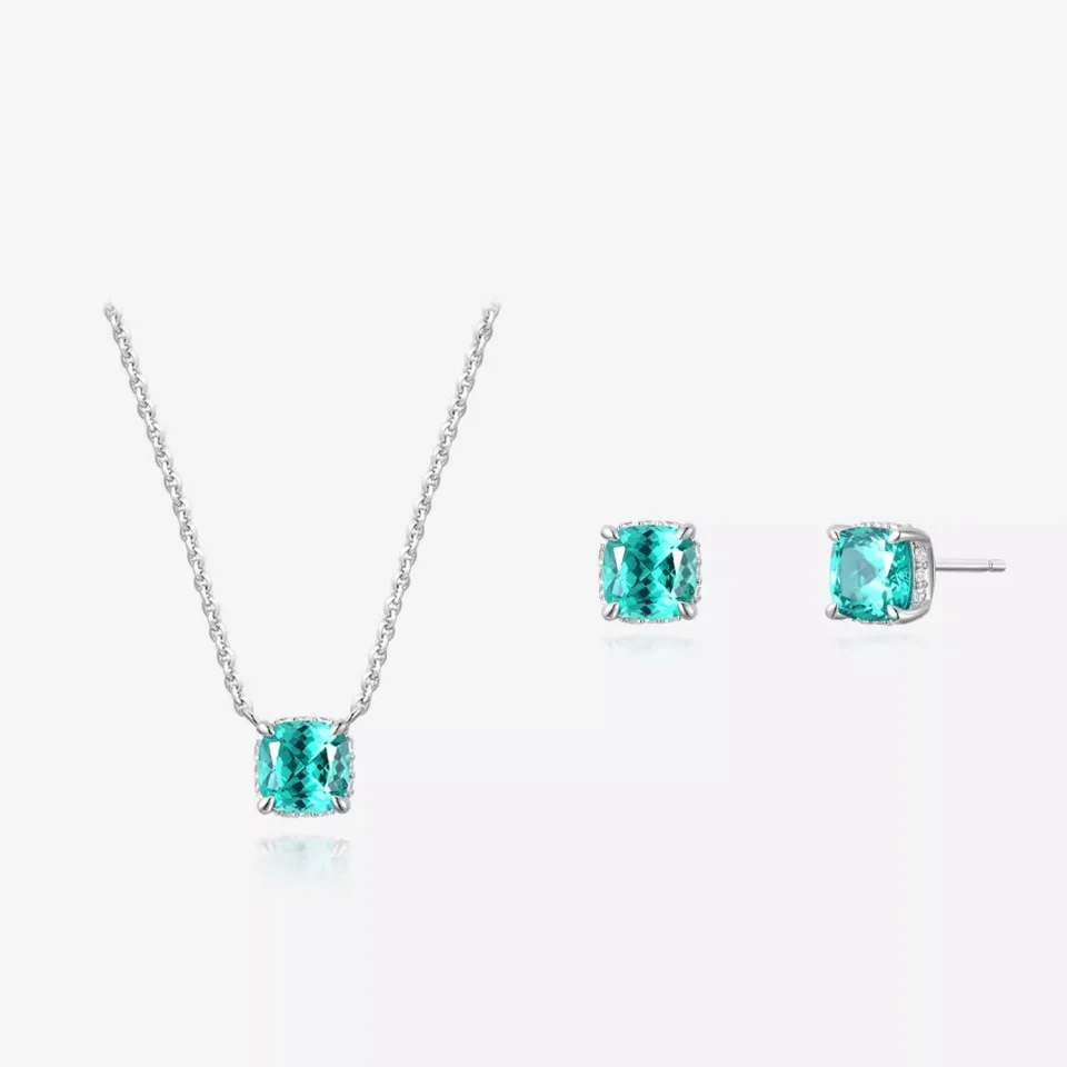 Conjunto de Joyas de Cuatro Garras: Collar Verde, Anillo de Diamante de Alto Carbono, Pulsera Tesoro Verde, Pendientes Cuadrados Princesa