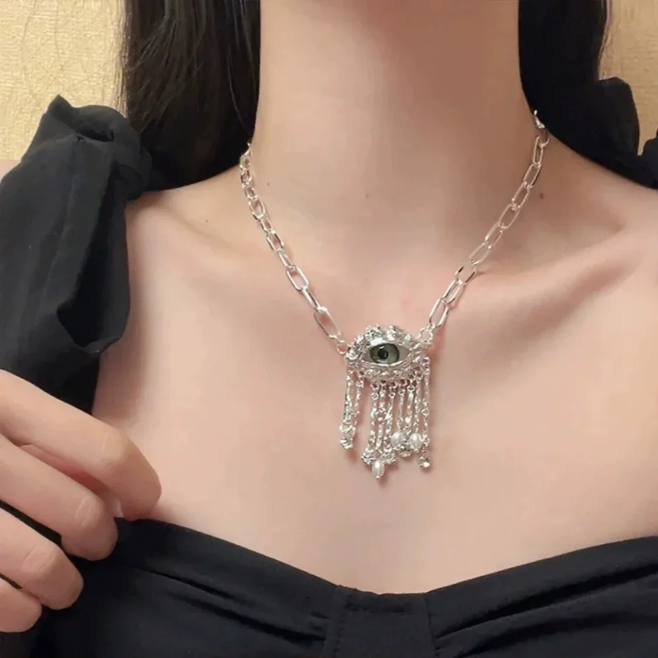 Nuevo Conjunto de Joyería de Lujo Exagerado y Único para Mujer: Collar, Pendientes y Anillo con Diseño Geométrico, Zirconia y Borlas de Perlas Simuladas - Regalo de Moda