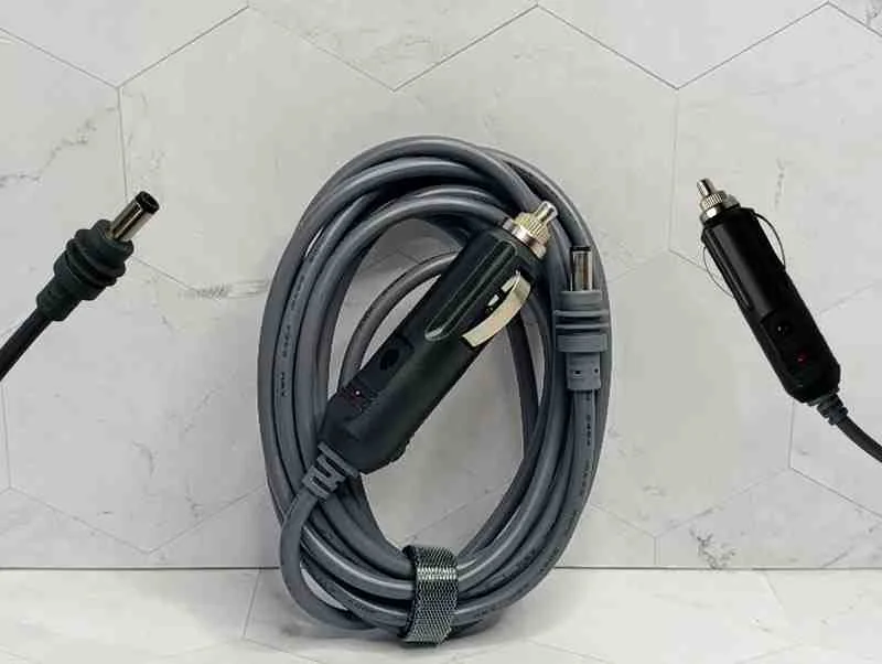 CABLE GRIS DC- CIGARRERA 3METROS P/ANTENA 13666-3MT