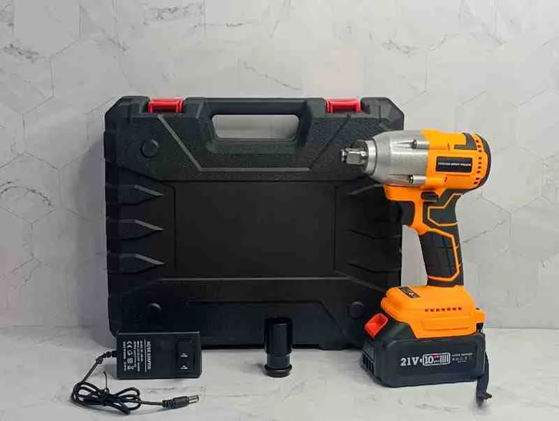 LLAVE DE IMPACTO BL MOTOR 1BAT-21V 350N.M C/ESTUCHE 13399
